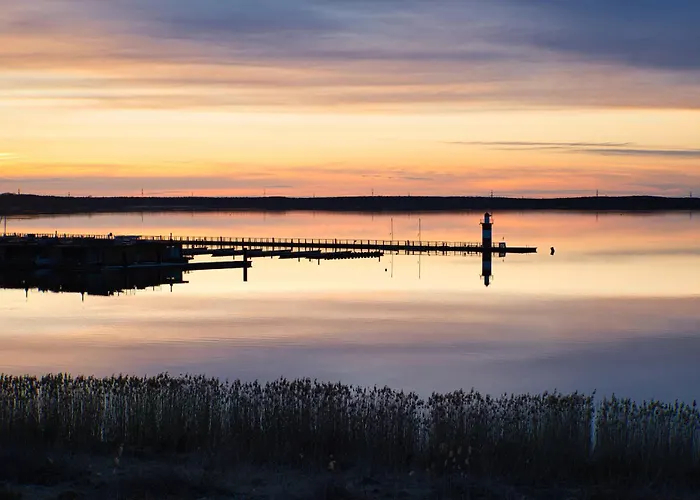 Skan-park Ferienhaeuser & Tiny Am Baerwalder 度假居 Klitten